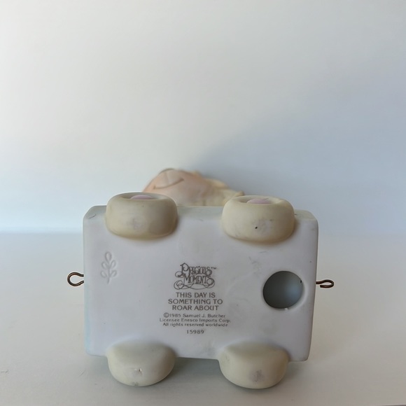 Precious Moments-Birthday Train-This Day Is Something To Roar-Age 5 - Picture 5 of 5